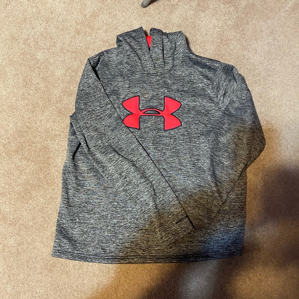 Gray Under Armour sweatshirt